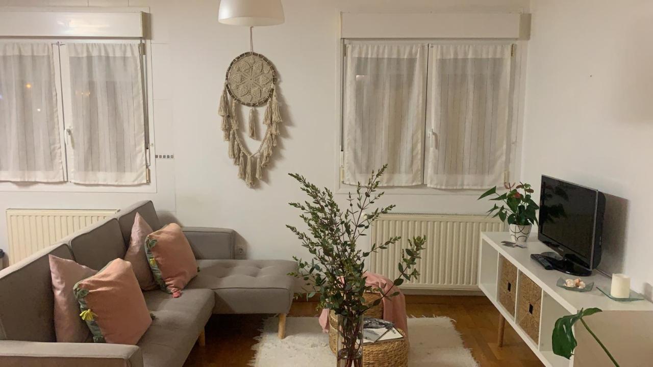 Apartamento Con Encanto Y Mucha Luz Villaviciosa  Exterior foto